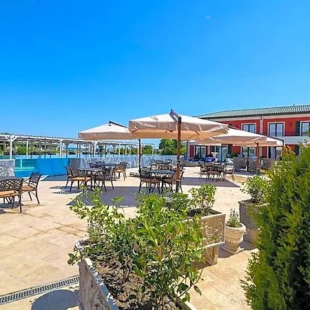 Hotel Luxury Beach Villas - Mineral Pools & Spa (Adults Only) Kranevo
