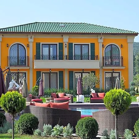 Hotel Luxury Beach Villas - Mineral Pools & Spa (Adults Only) *